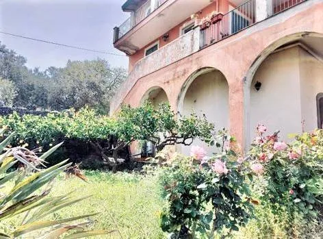 Immagine per Rustico/Casale in vendita a Linguaglossa Contrada Bardazzi chiuse del signore