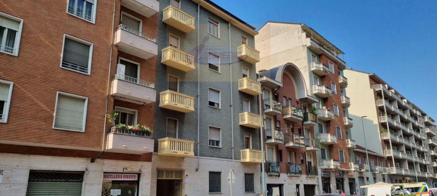 Immagine per Appartamento in Vendita a Torino Via Michele Coppino 89