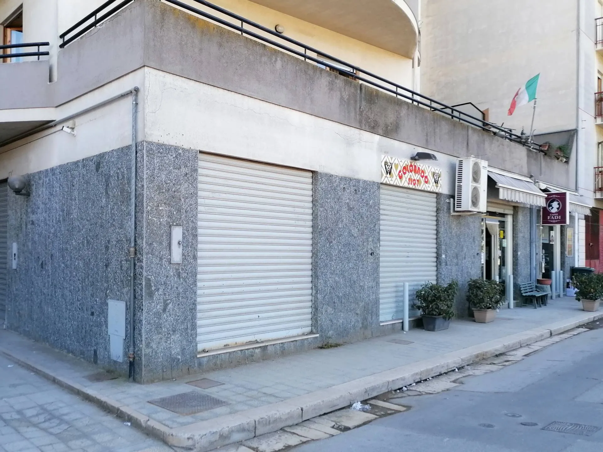 Immagine per Locale Commerciale in vendita a Canosa di Puglia via Alcide De Gasperi