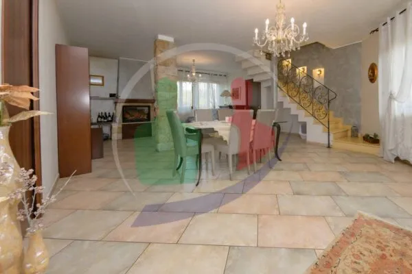 Villa via Rivarolo Bossola, Lombardore