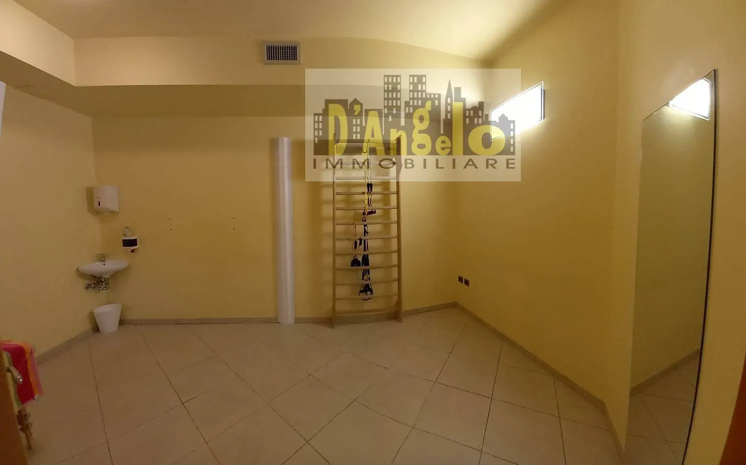 Immagine per Locale Commerciale in affitto a Offida Via palmiro togliatti