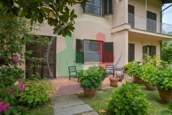 Casa Semindipendente strada Negri, Castagneto Po