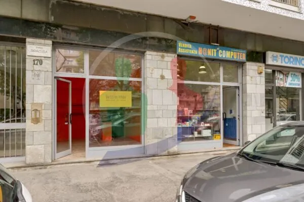 Immagine per Negozio in vendita a Torino Corso Siracusa
