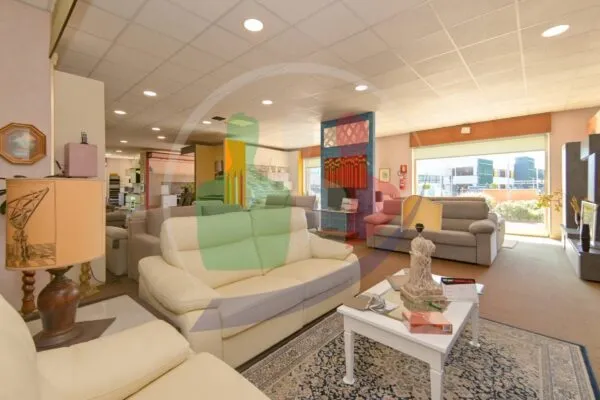 Show Room via Torino, Brandizzo
