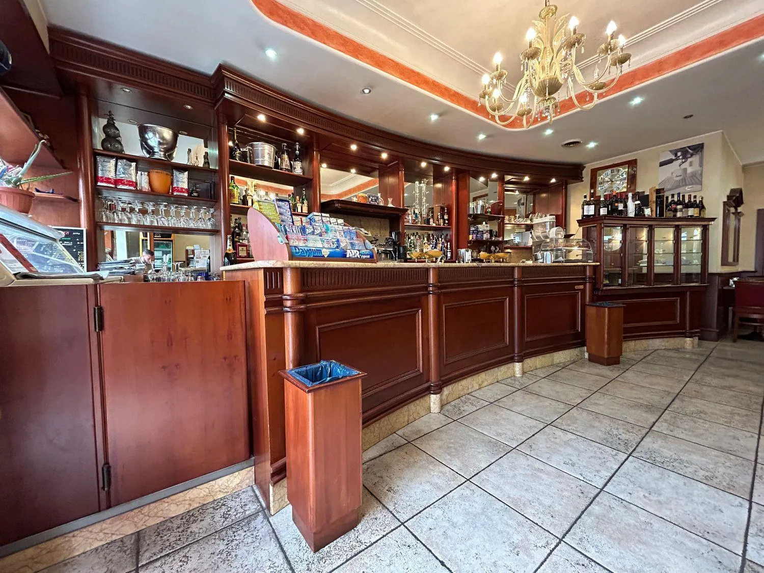 Immagine per Bar in Vendita a torino via Cesana