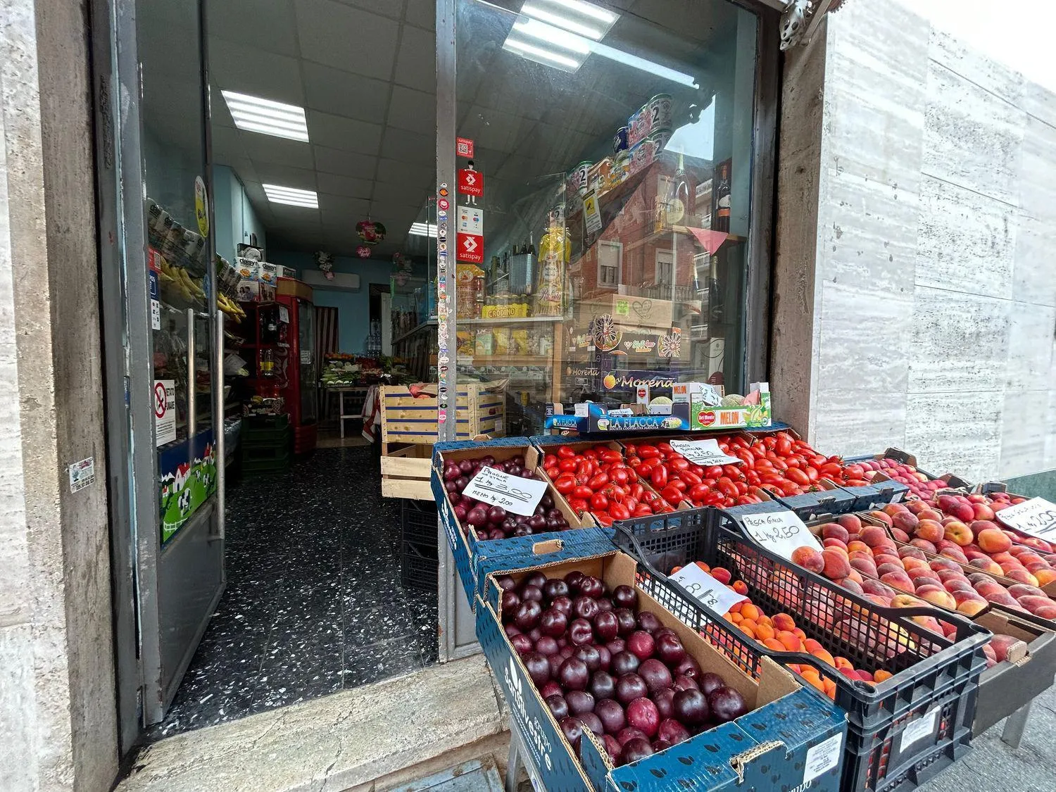 Immagine per Negozio Di Frutta E Verdura in Vendita a Torino via Domodossola