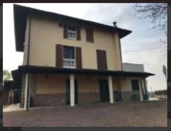 Immagine per Villa in vendita a Caselle Landi via Ponte 1
