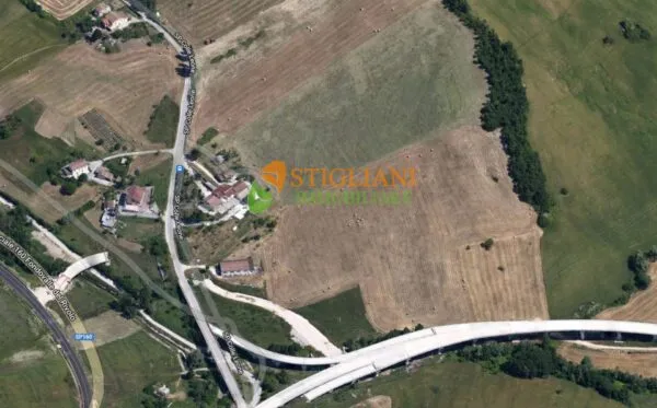 Terreno Agricolo via Contrada Colle Leone, Campobasso