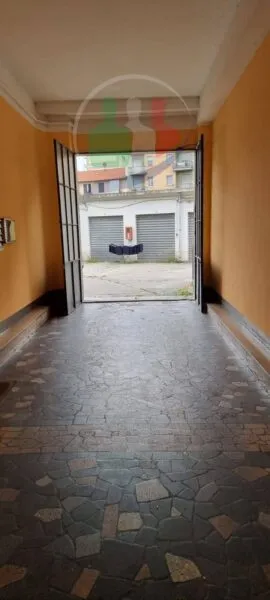 Box / Posto Auto corso Francia, Torino