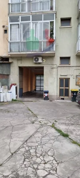Box / Posto Auto corso Francia, Torino