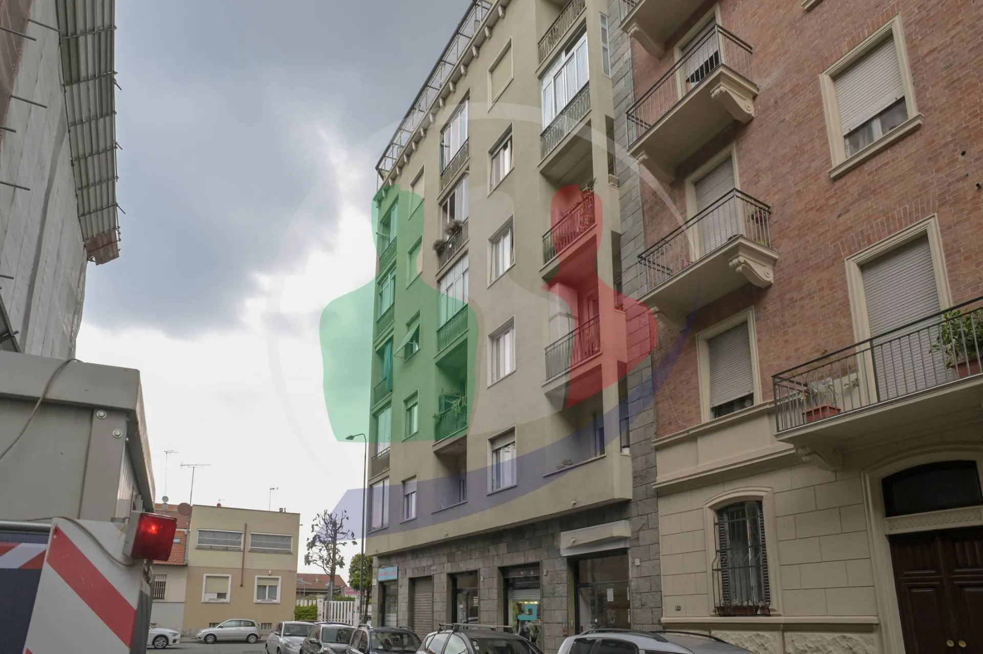 Immagine per Locale Commerciale in vendita a Torino Via Borgosesia