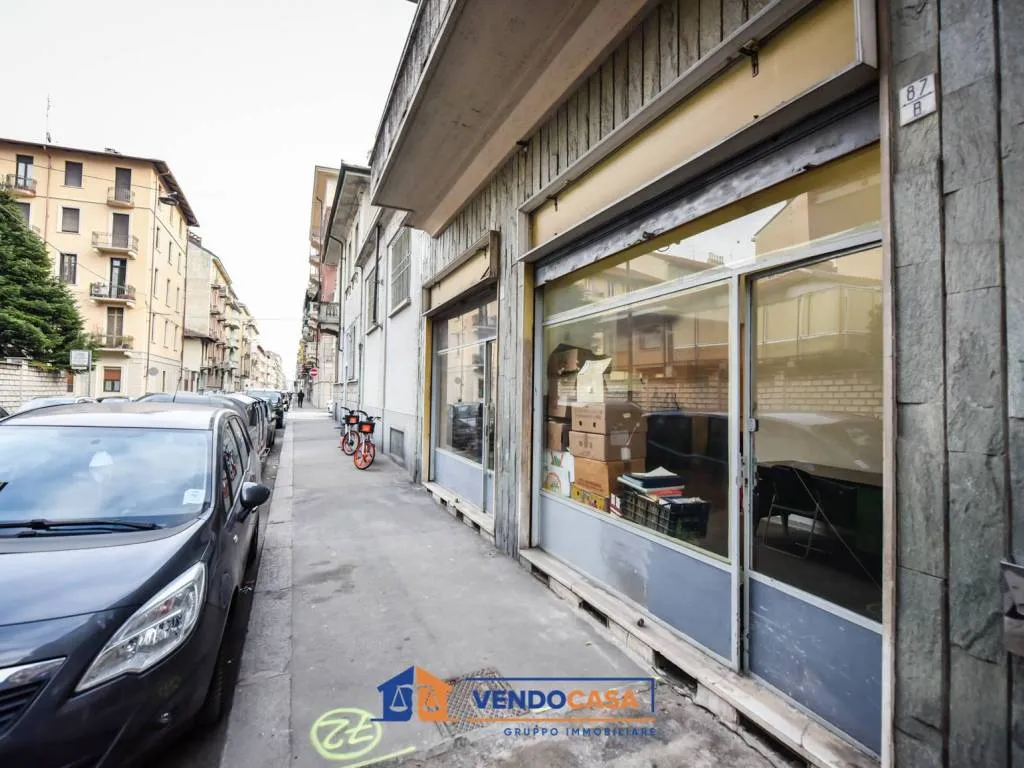 Immagine per Locale Commerciale in Vendita a Torino Via Principessa Clotilde 87
