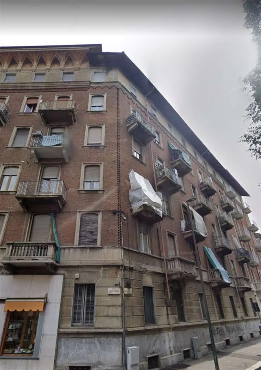 Immagine per Appartamento in asta a Torino corso Giulio Cesare 136
