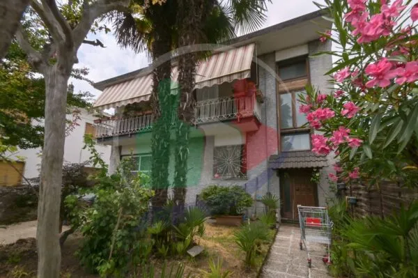 Villa via Frejus, Settimo Torinese