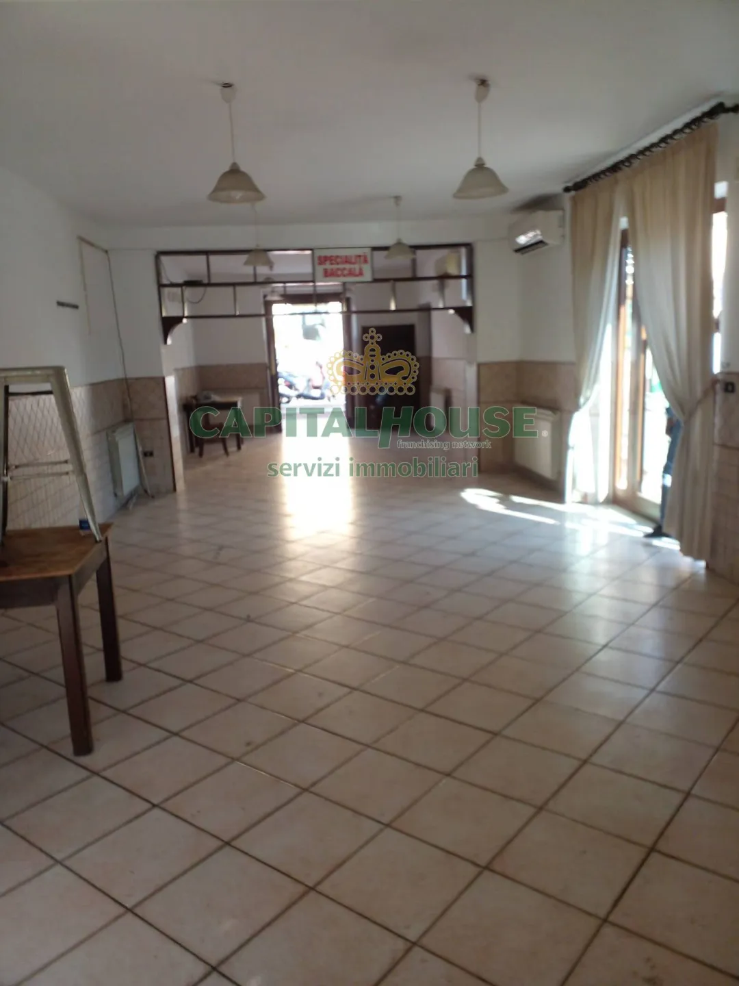 Immagine per Locale Commerciale in vednita a Pozzuoli