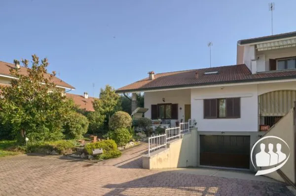 Villa via Borgaro, Mappano