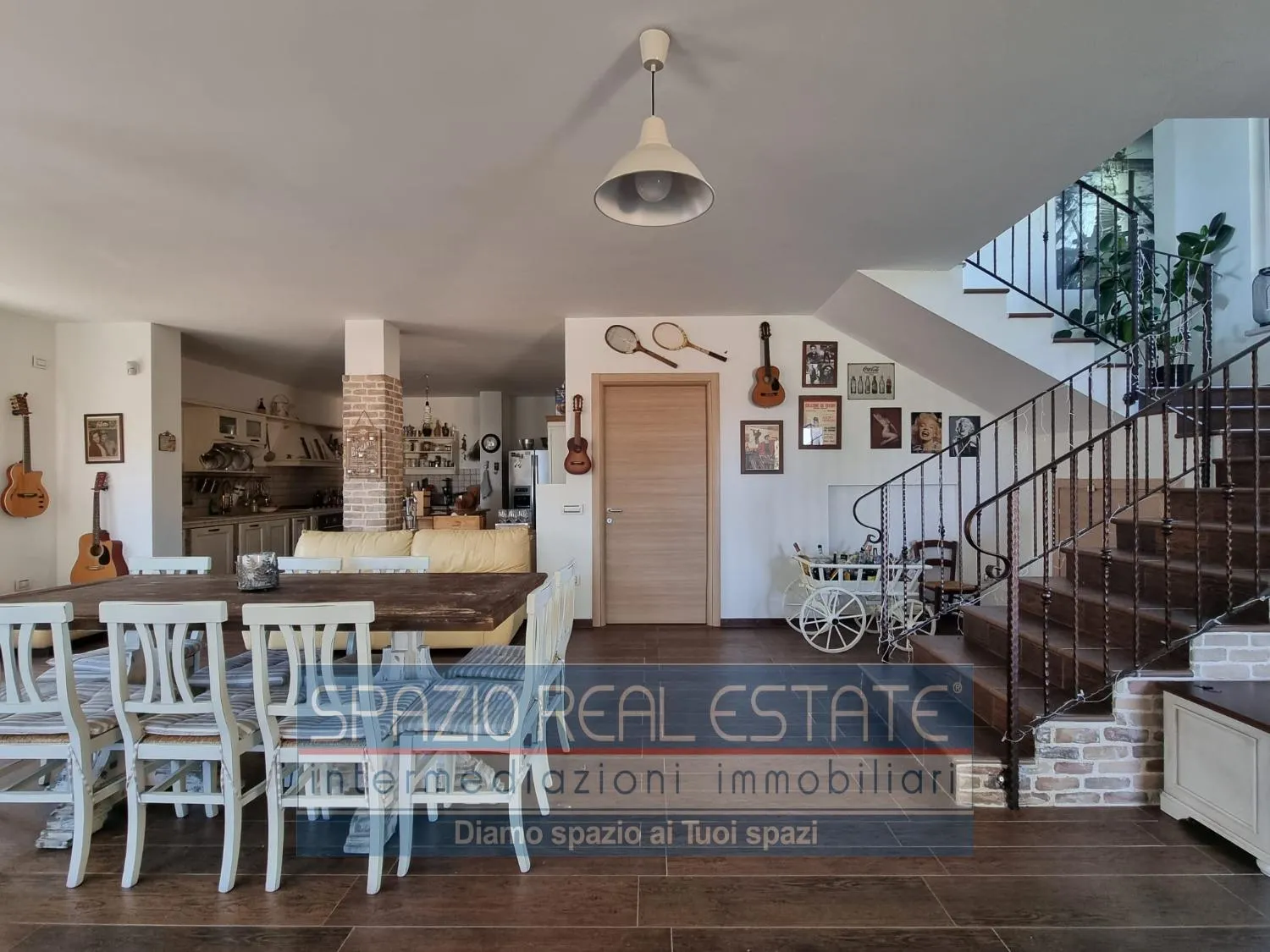 Immagine per Villa in vendita a Loreto Aprutino via Contrada Sablanico