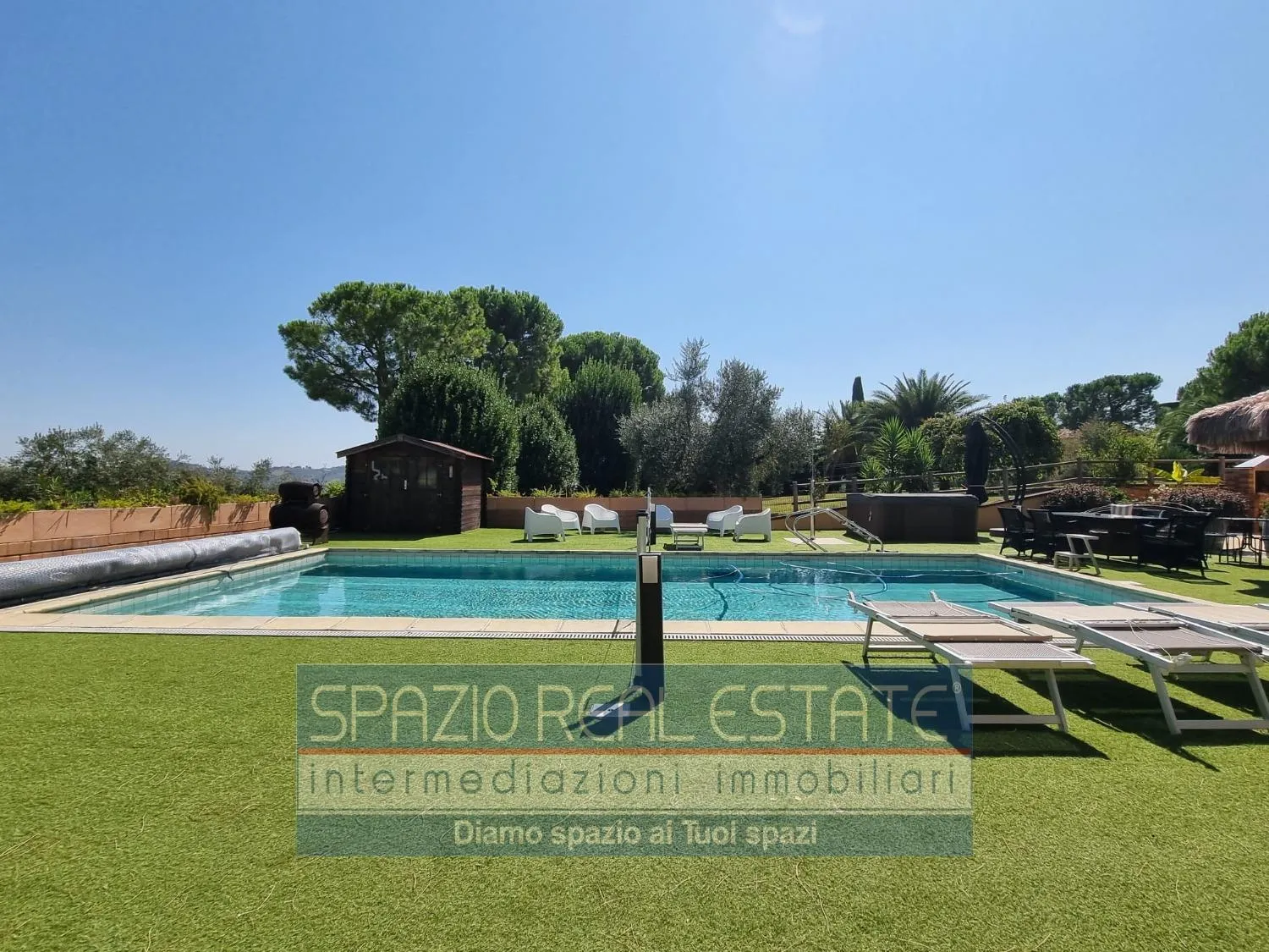 Immagine per Villa in vendita a Loreto Aprutino via Contrada Sablanico