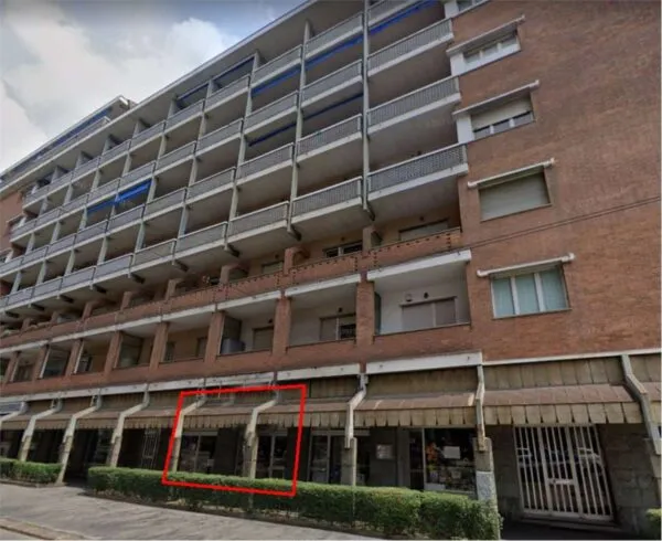 Negozio via Genova 125, Torino