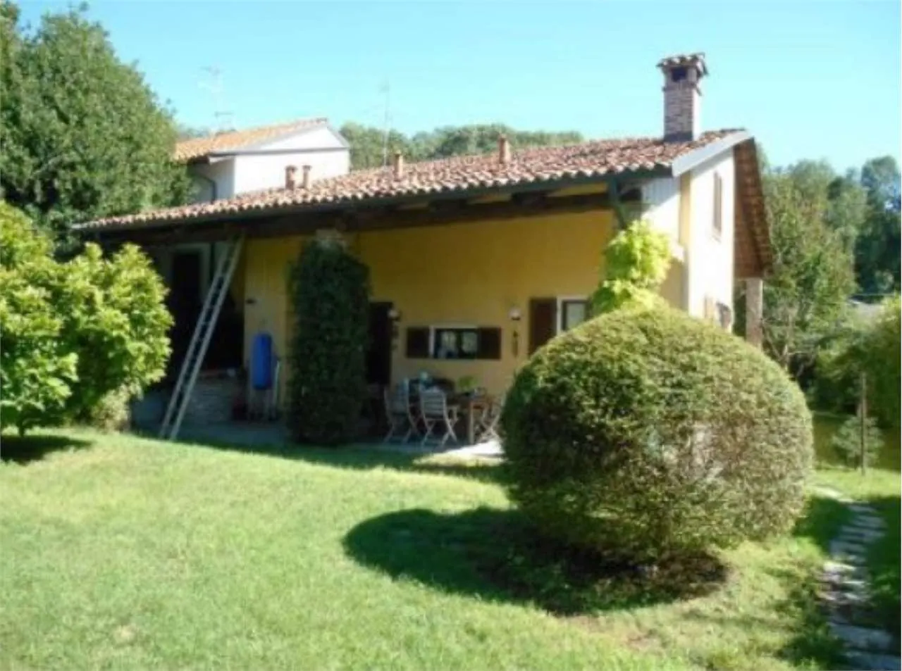 Immagine per Stabile - Palazzo in asta a Moncalieri strada Rivamare 9