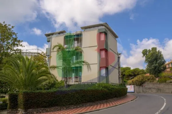 Appartamento via Domenico Tumiati, Bordighera