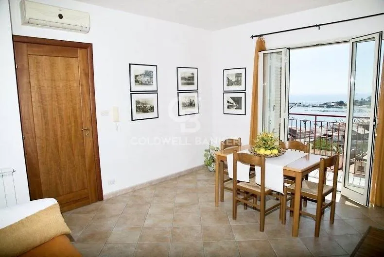 Immagine per Stabile/Palazzo in vendita a Giardini-Naxos via Pancrazio De Pasquale
