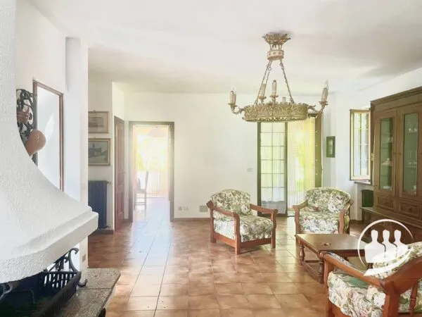 Villa via Adige, Trana