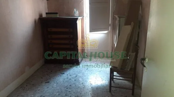 Appartamento via Girone, Pozzuoli