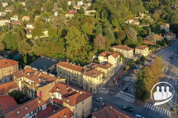Locale Commerciale strada Fenestrelle, Madonna Del Pilone, Torino