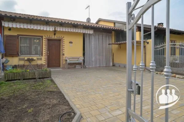Villetta A Schiera via Giacomo Bardesono, San Giorgio Canavese