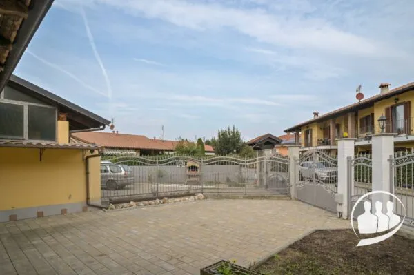 Villetta A Schiera via Giacomo Bardesono, San Giorgio Canavese