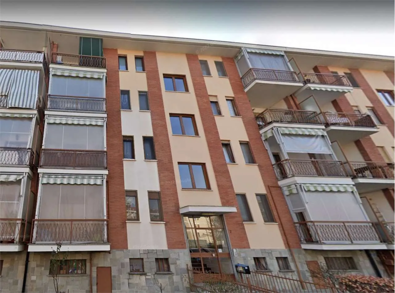 Immagine per Appartamento in asta a Caselle Torinese via Camillo Benso Conte Di Cavour 7