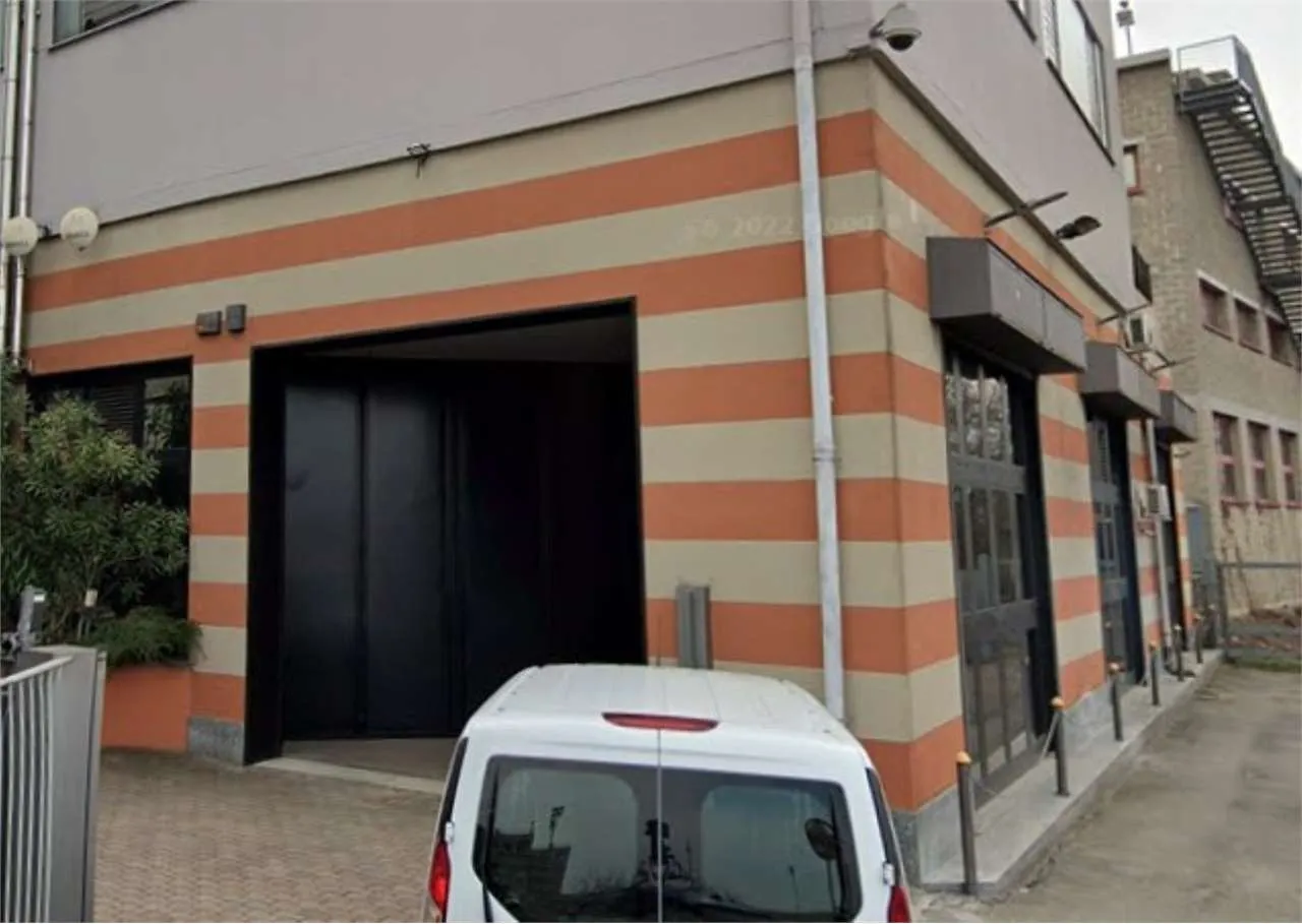 Immagine per Capannone in asta a Torino via Reiss Romoli 146