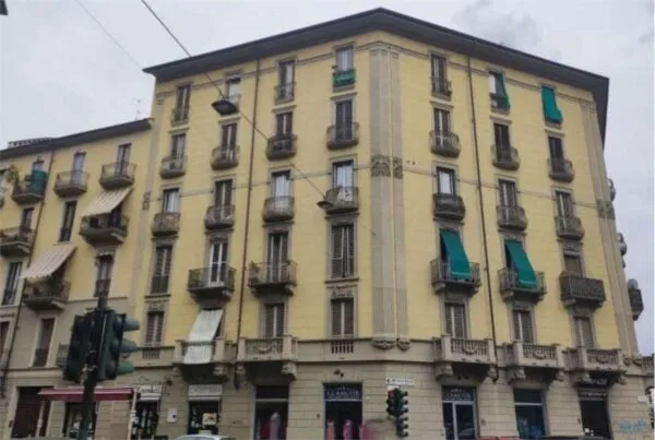 Appartamento via Lauro Rossi 26, Torino