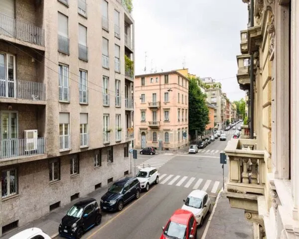 Stanza Milano