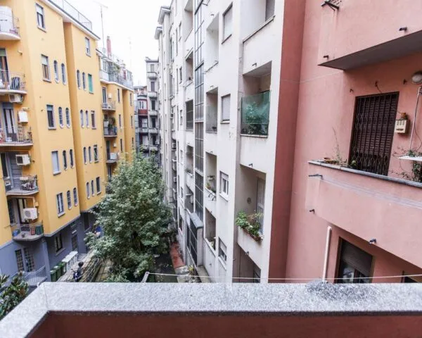 Stanza Milano