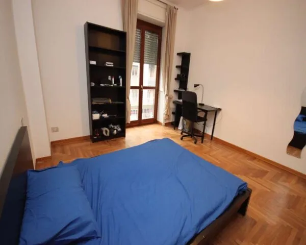 Stanza Milano