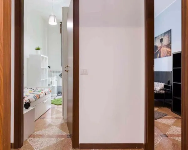 Stanza Bologna