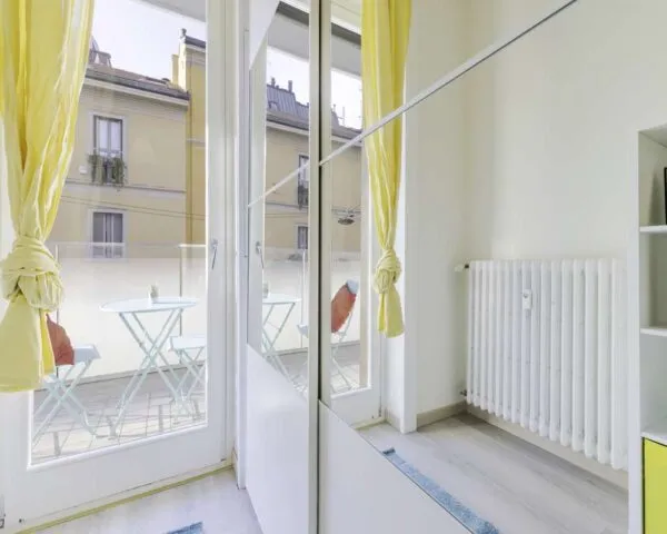 Stanza Milano
