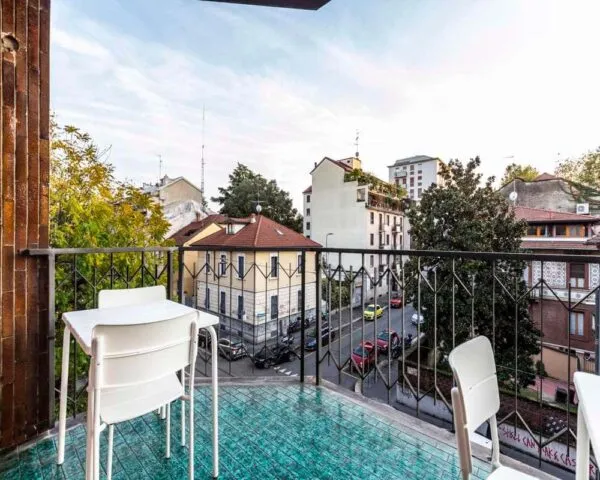 Stanza Milano