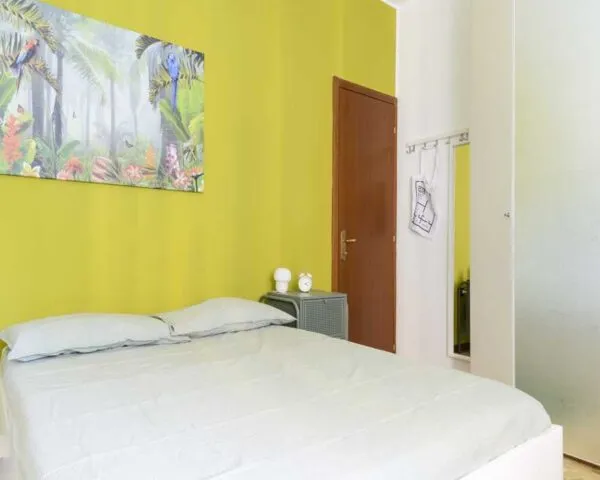 Stanza Milano