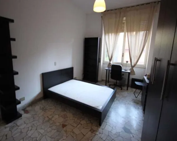 Stanza Milano