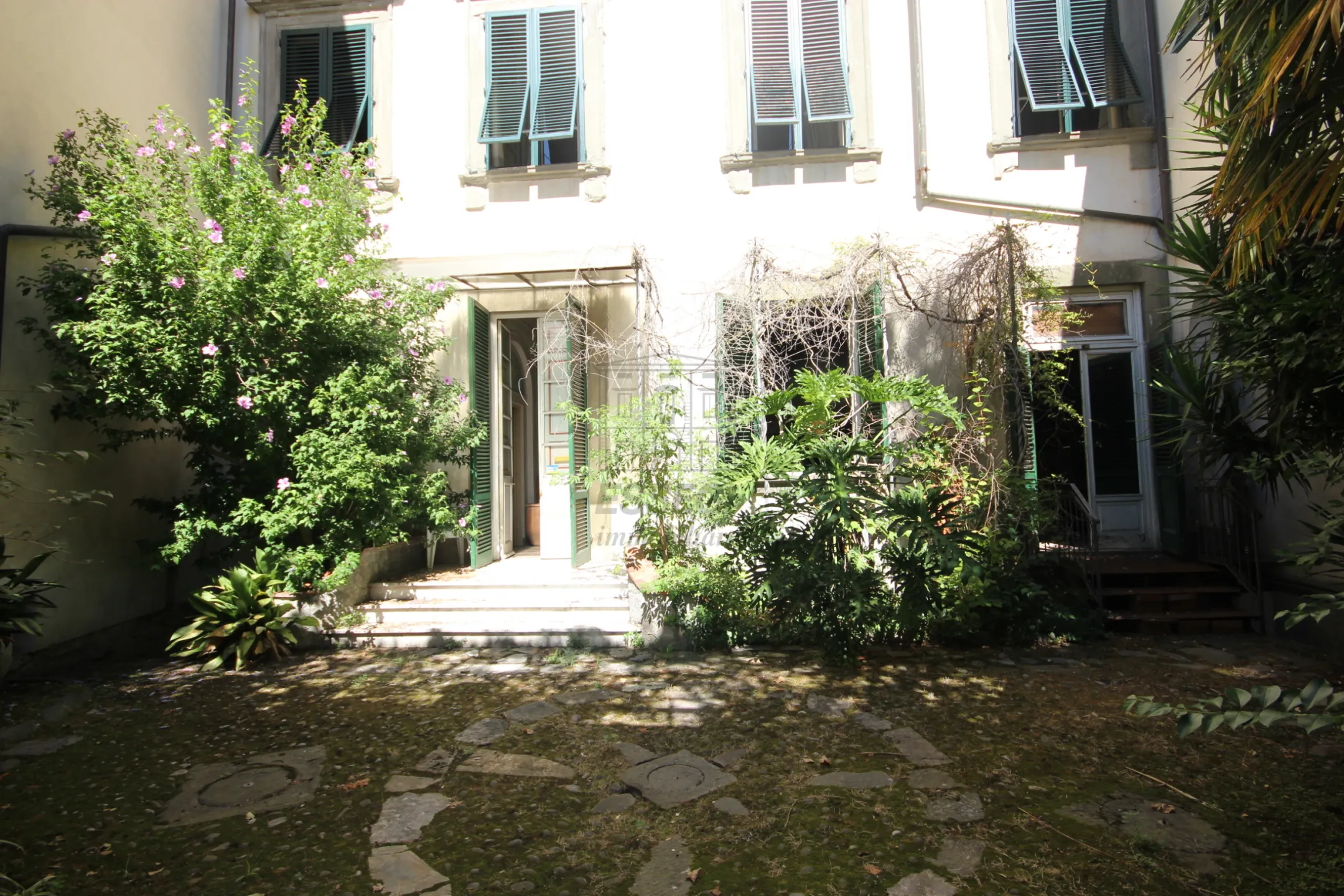 Immagine per Appartamento in vendita a Lucca via Busdraghi