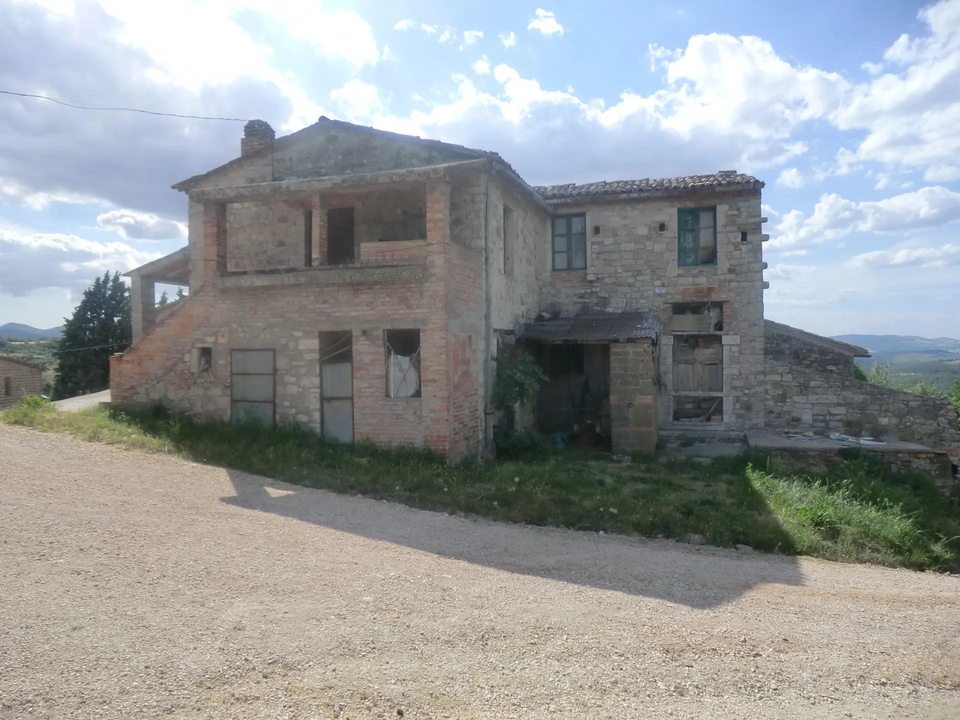 Immagine per Casale in vendita a Todi via Vocabolo Montemenardo