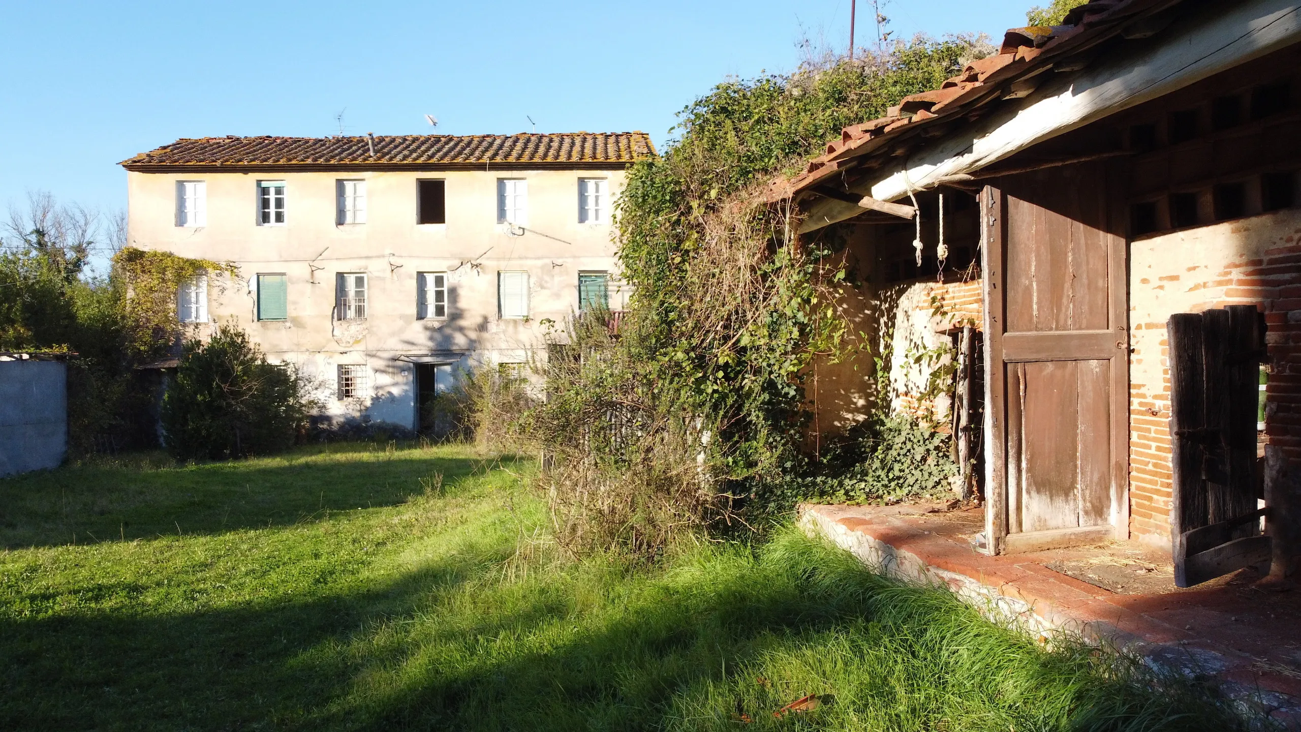 Immagine per Casale in vendita a Lucca via Fonda Quarta 120/C