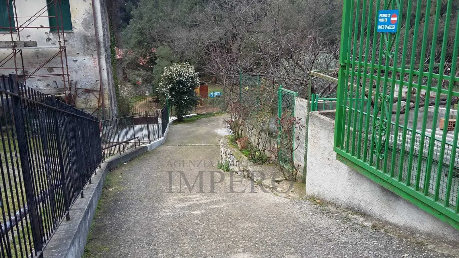 Immagine per Villa bifamiliare in vendita a Airole via Nazionale 8