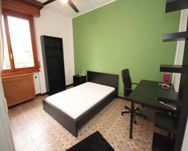 Stanza Milano