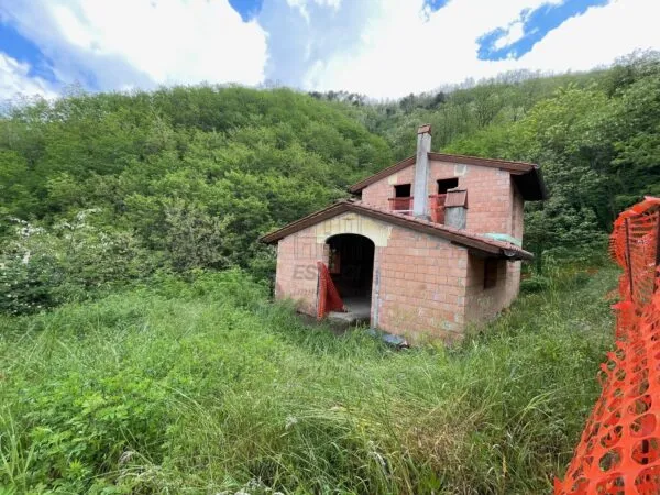 Villa via Per Matraia 269, Capannori