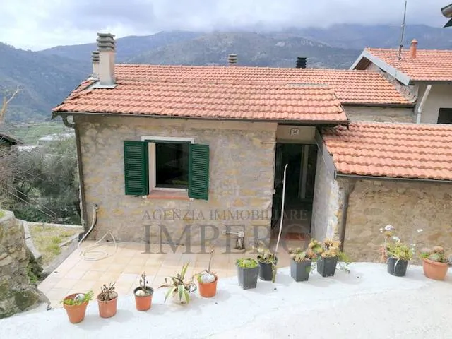 Immagine per Porzione di casa in vendita a Ventimiglia via Case Palmeira 30
