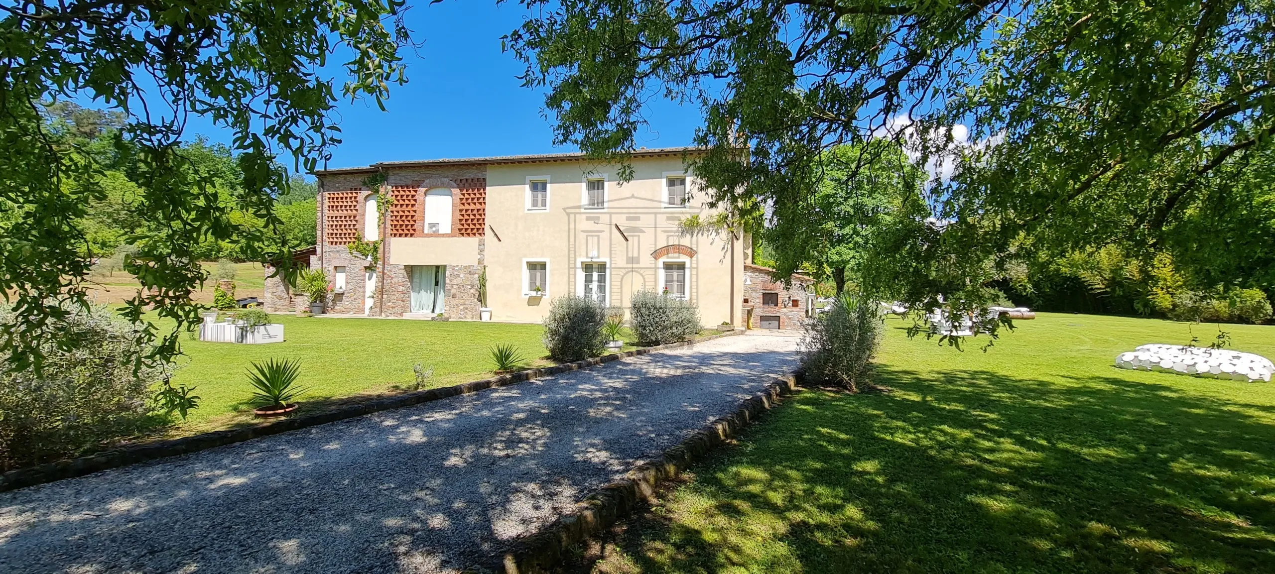 Immagine per Villa in vendita a Lucca via Di Stabbiano